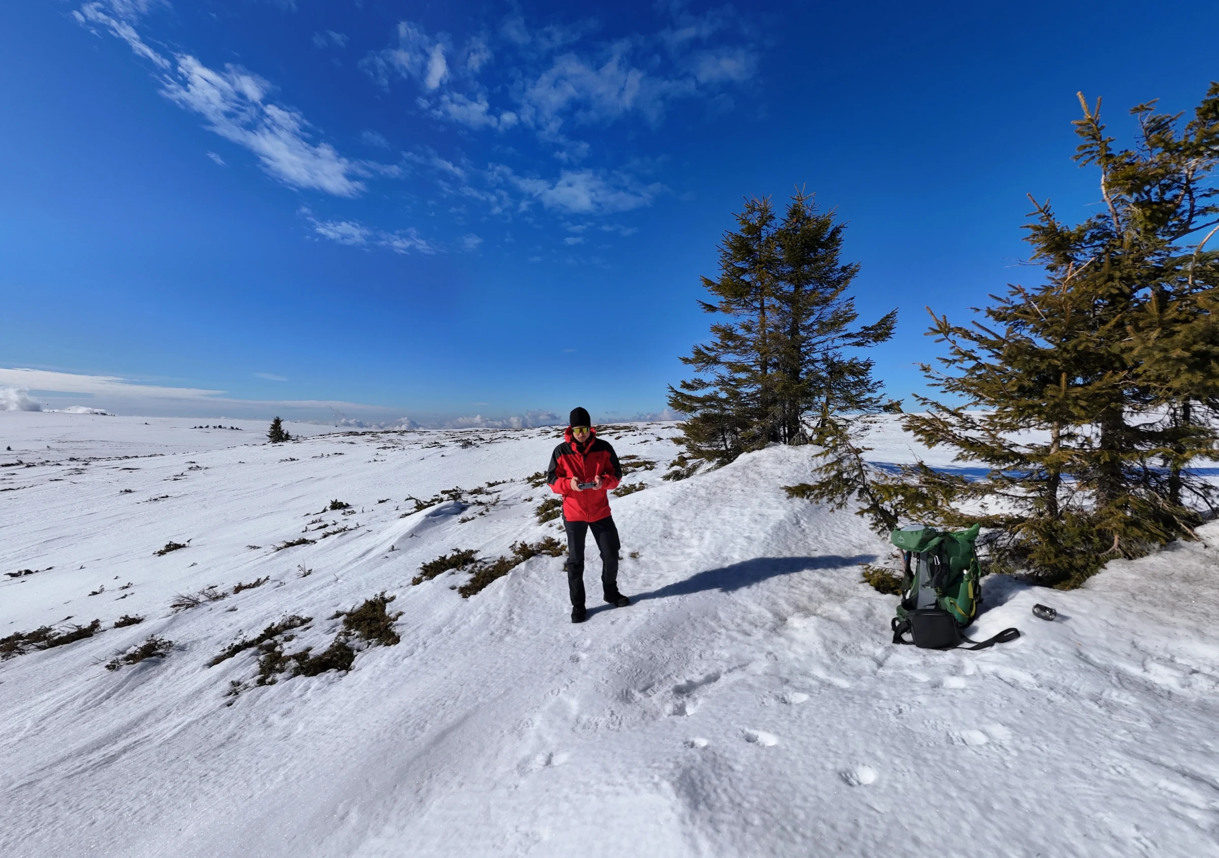 ๐๏ธ Muntele Mare in winter โ When snow is rarer than phone signal on the plateau โ photo 2
